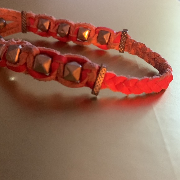 NEW Orange Antiqued Gold Metal Anchor Fashion Studded Bracelet Women’s Jewelry - Picture 5 of 9